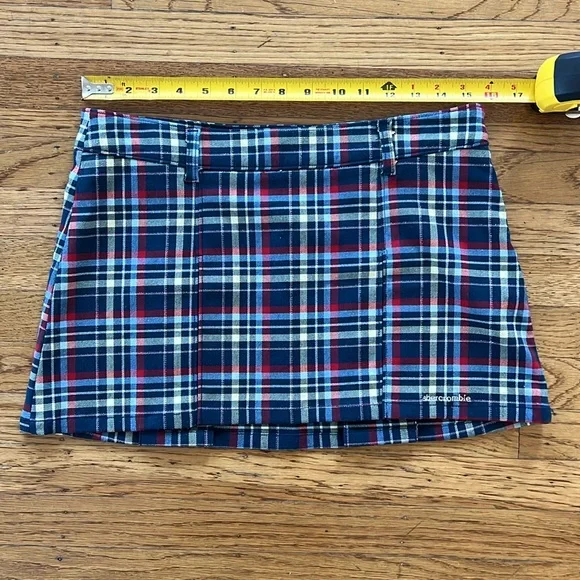 Vintage Abercrombie & Fitch Plaid Skirt - Picture 4 of 5